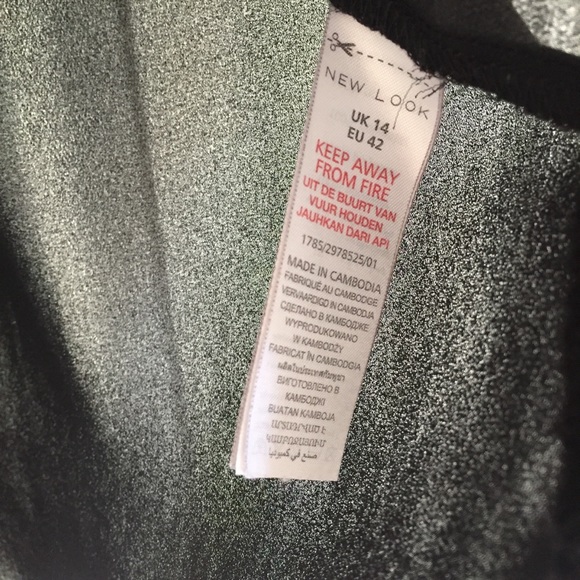 Long Sleeveless Blouse - Picture 5 of 9